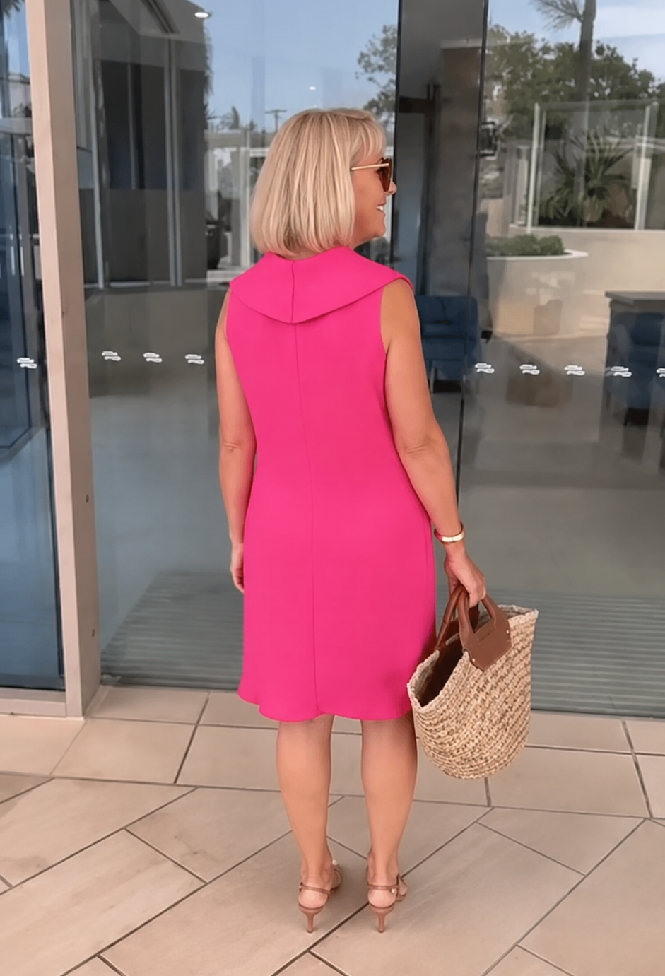 Vestido Midi Cuello Hamaca